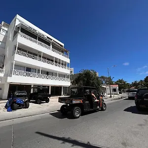  Apartamento Liliana Prado Edificio Bailey Boat 303 Colombia